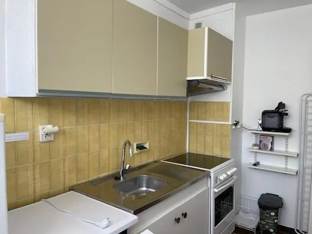 T2- Piscine- Plages- Commerces 르 라방두 0*,